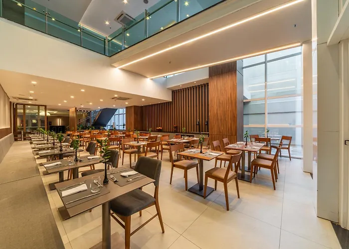 Laghetto Moinhos Hotel 4*